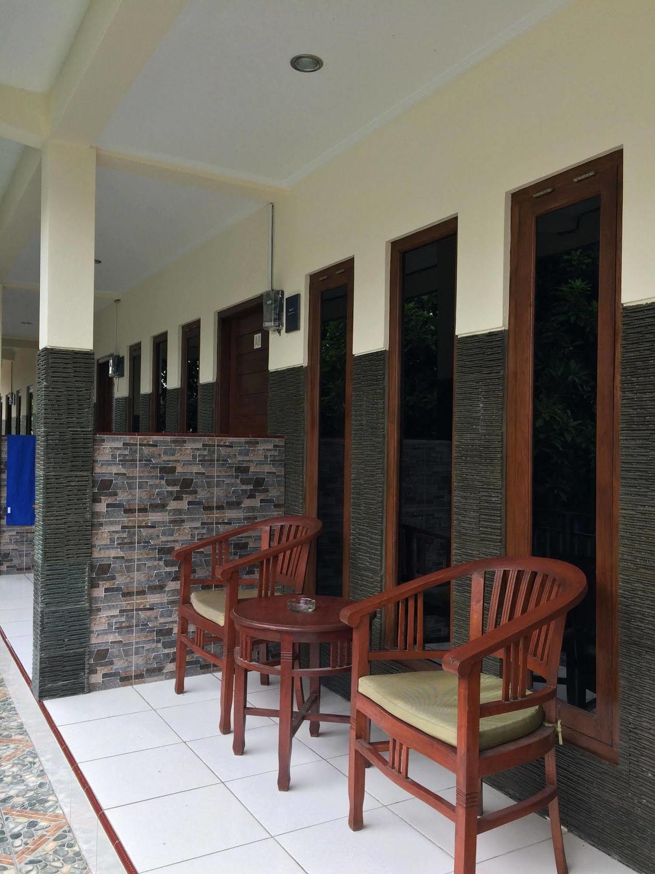Jenny Bunker Homestay Kuta Lombok Exterior foto